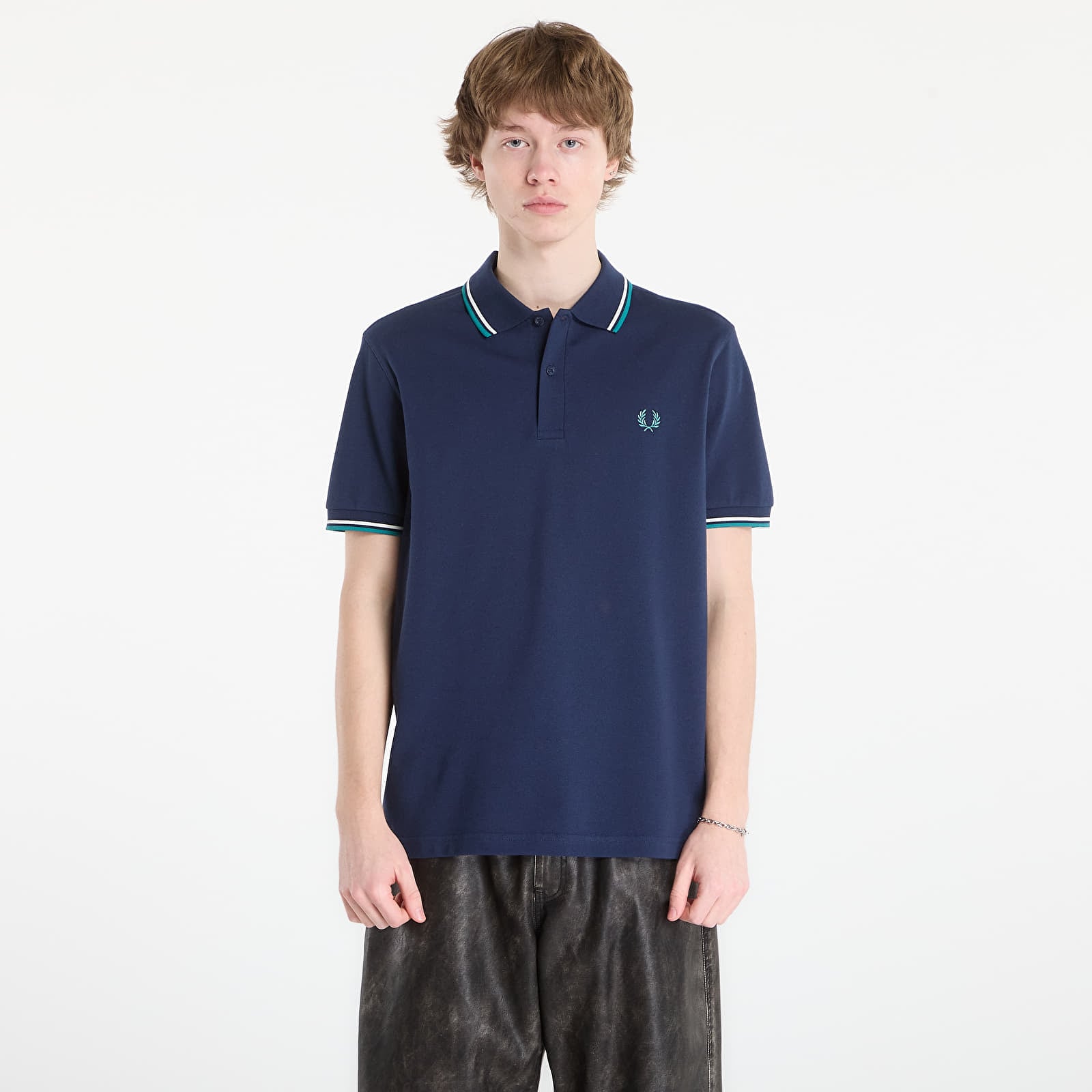 Moške majice  FRED PERRY Twin Tipped Fred Perry Shirt Tnsbl/ Snow White/ Dpmt