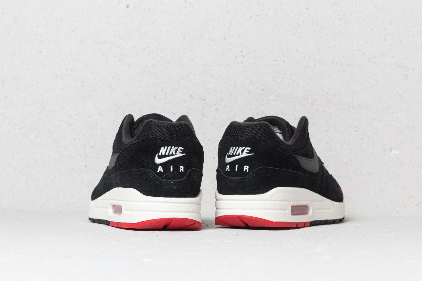 Nike air max 1 top black oil grey red