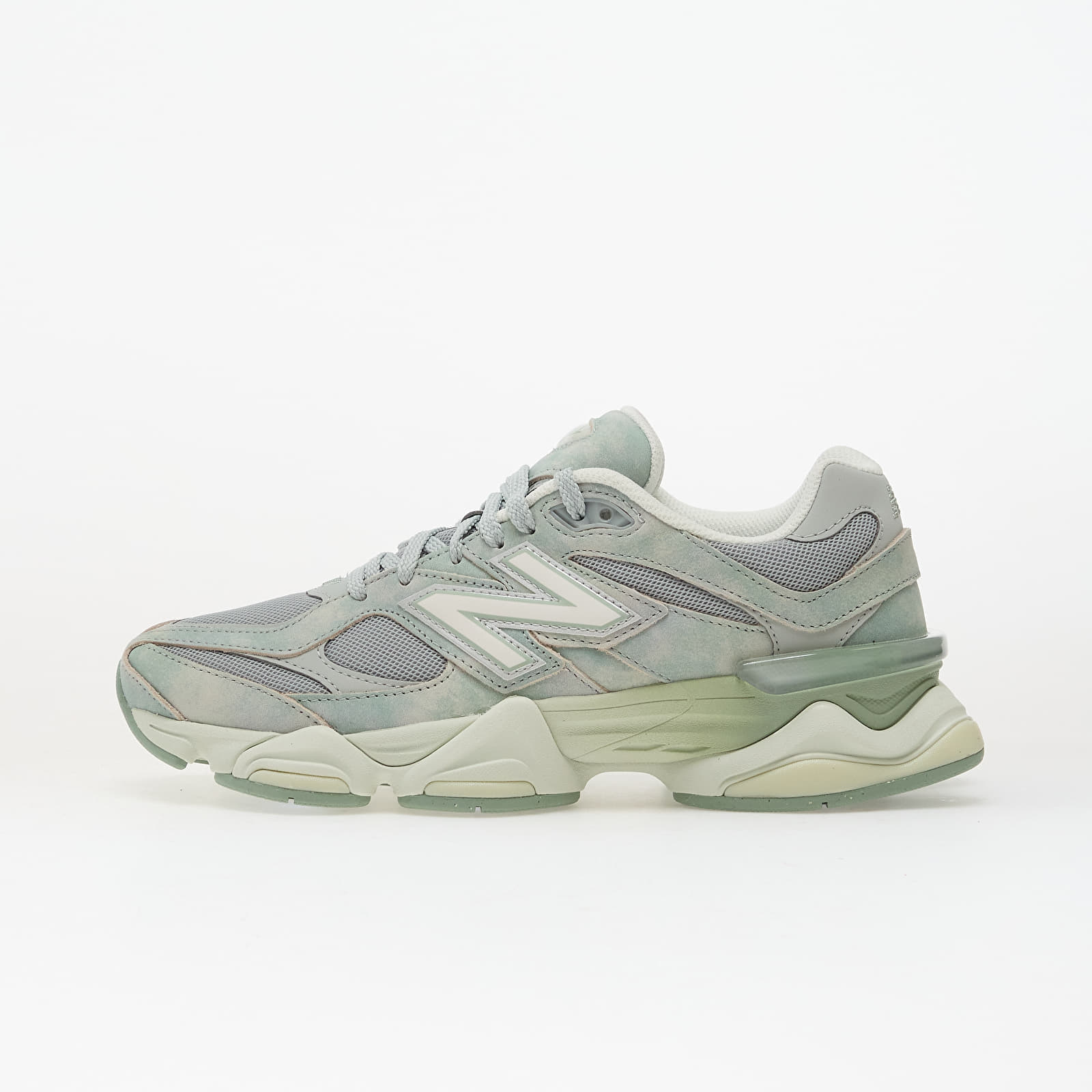Sneakers New Balance 9060 Mosaic Green/ Sea Salt EUR 42