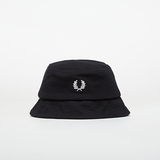 Hatt FRED PERRY Pique Bucket Hat Black/ Snowwhite