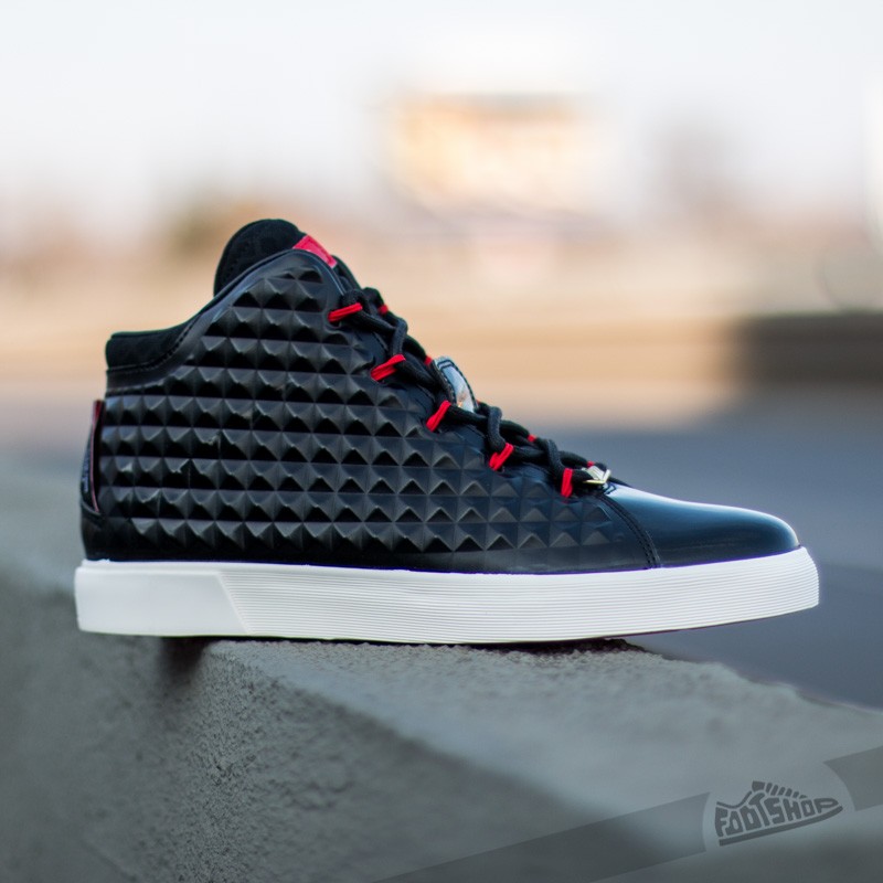 Férfi cipők Nike LeBron XII NSW Lifestyle QS Black/Black-Challenge Red