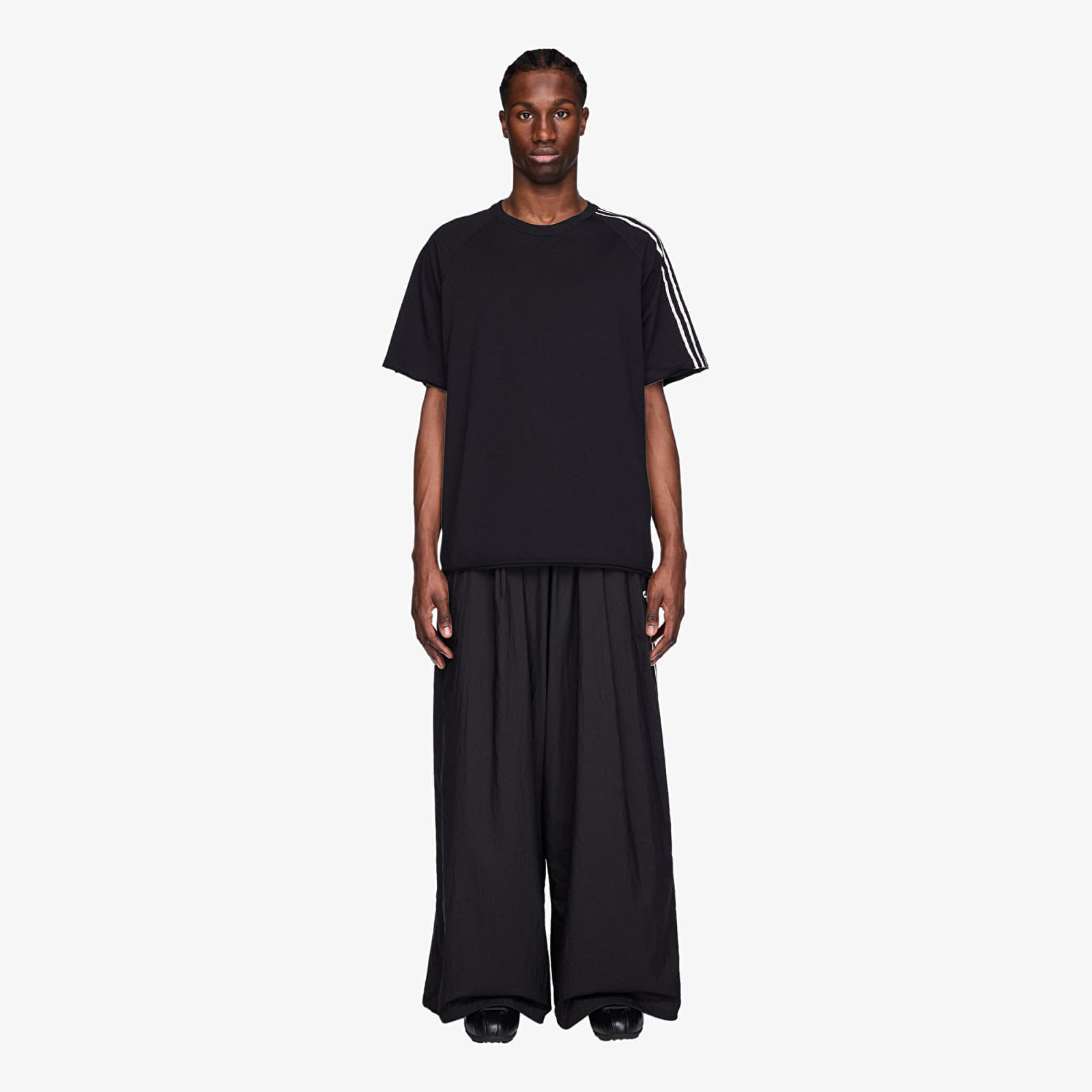 Pantaloni de trening Y-3 Raw Edge 3 Stripes Wide Tracksuit Bottoms Black S