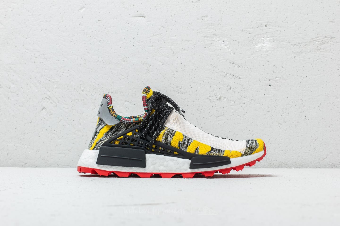 Sko til mænd adidas x Pharrell Williams Afro Hu NMD Core Black/ Red