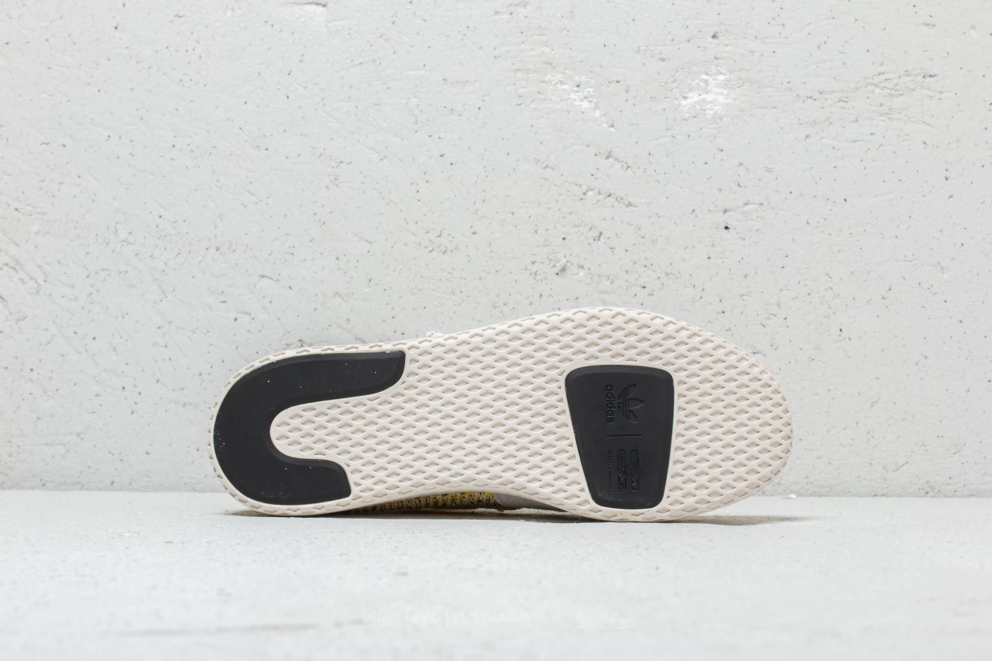 Buty męskie adidas x Pharrell Williams Solar HU Tennis V2 Supplier Colour/ Ftw White/ Core Black