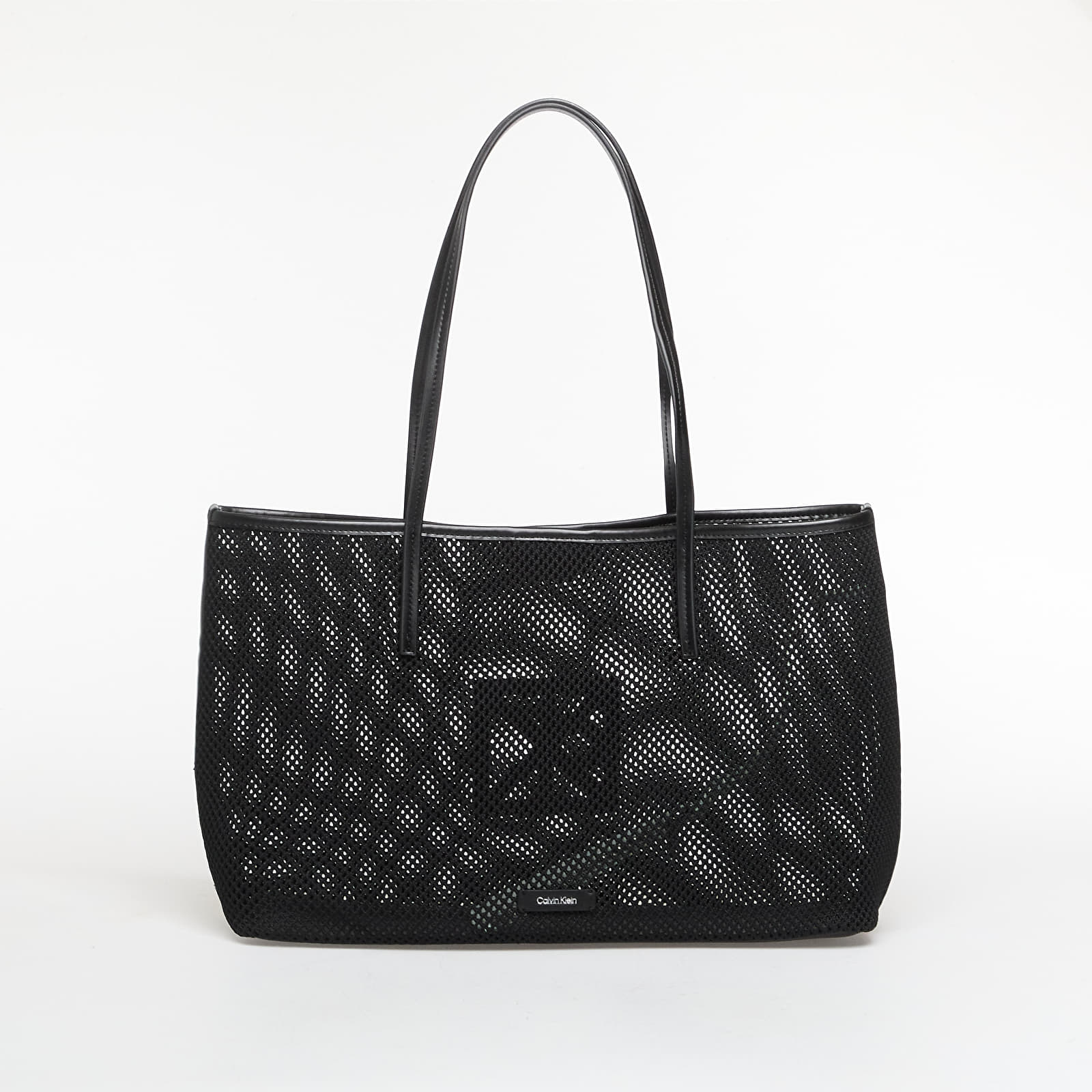 Sacs à bandoulière Calvin Klein Emblem Mesh Tote Black