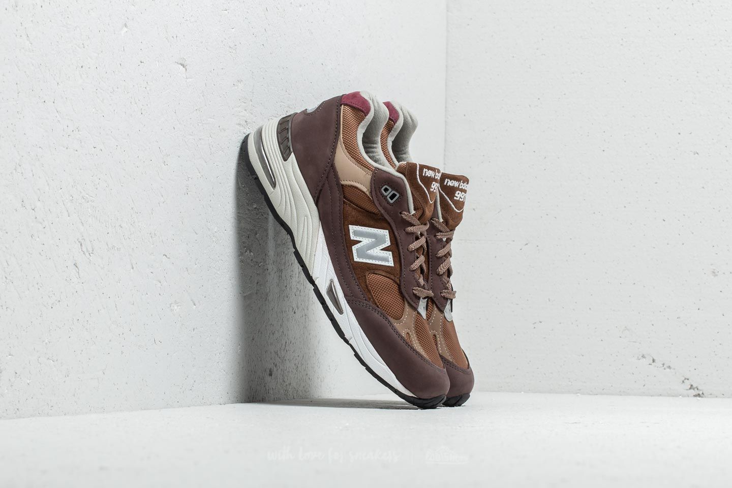 New Balance 991