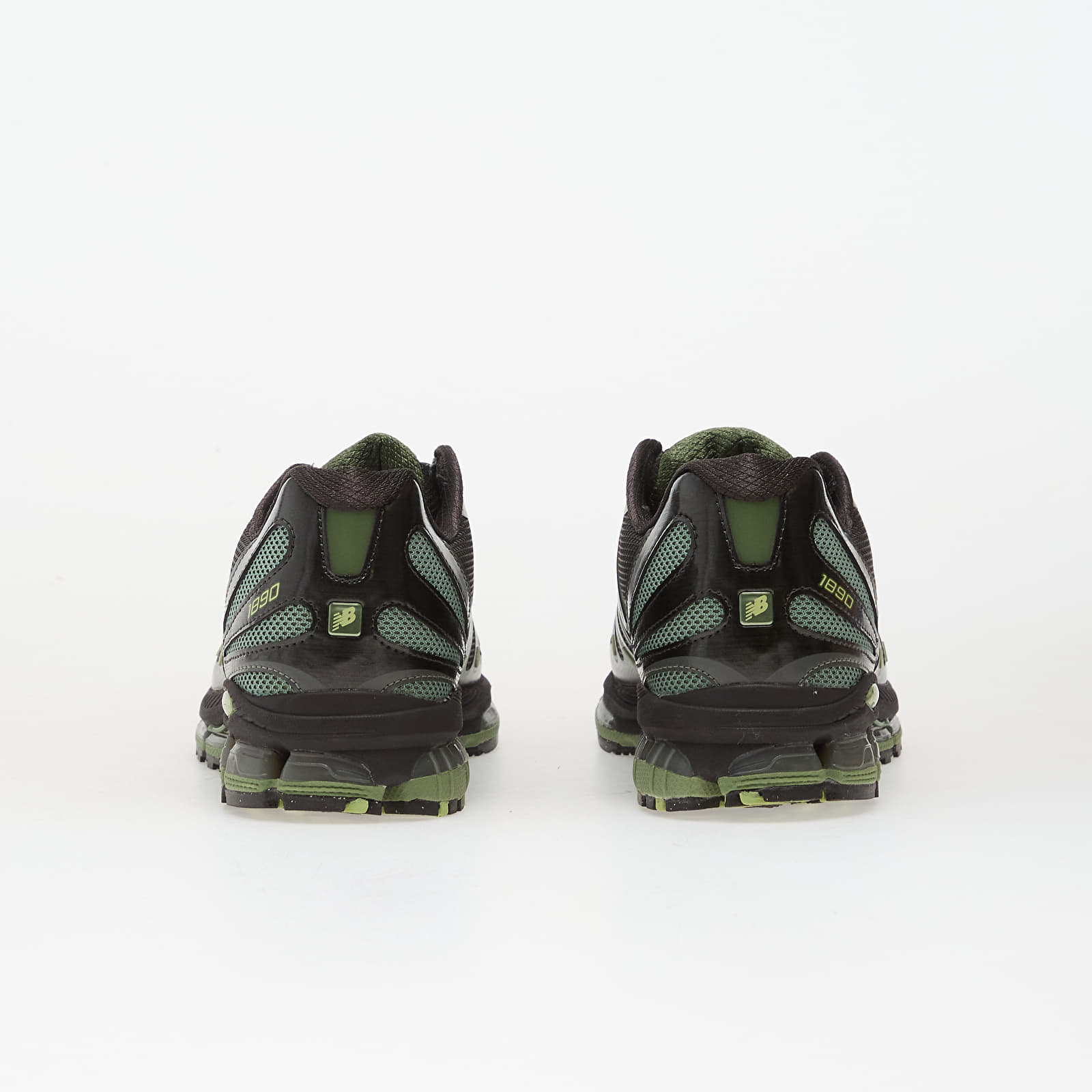 Încălțăminte și sneakerși pentru bărbați New Balance 1890 Black