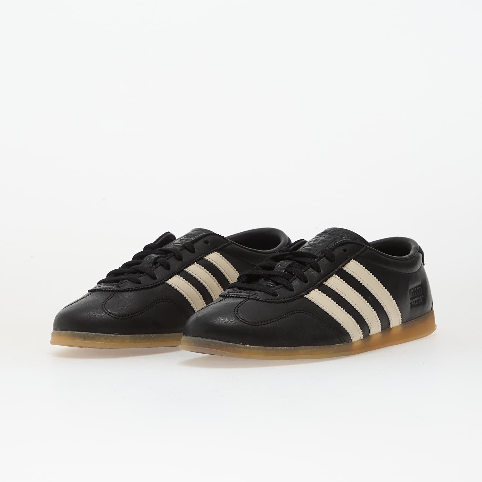 Scarpe donna adidas Gazelle Lo Pro W Core Black/ Core White/ Gum