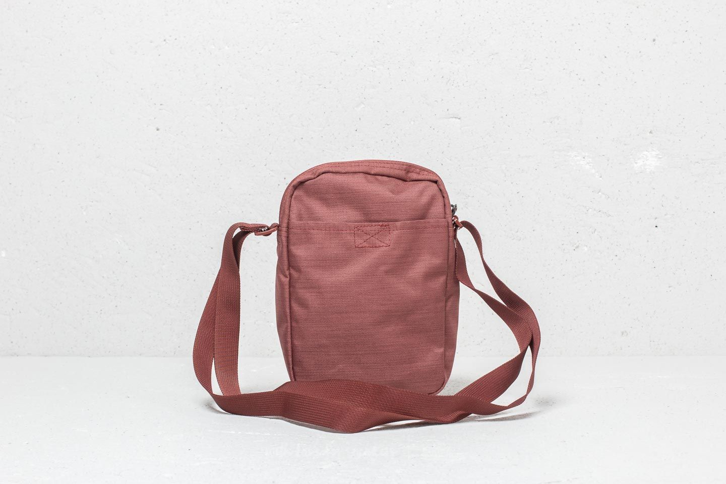 Crossbody bags Nike Heritage Small Items Red Sepia