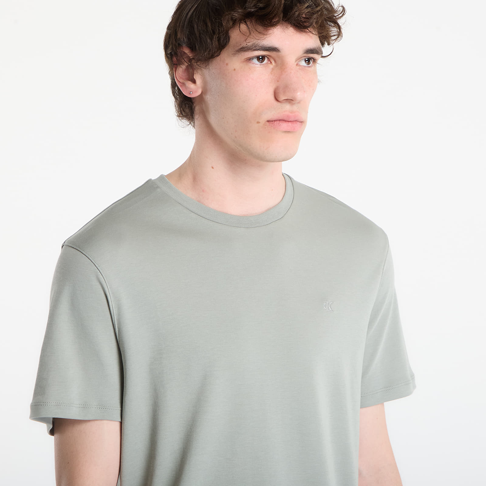 Männer T-Shirts Calvin Klein Ss Supima Chest Emb Crewneck Tee Shadow