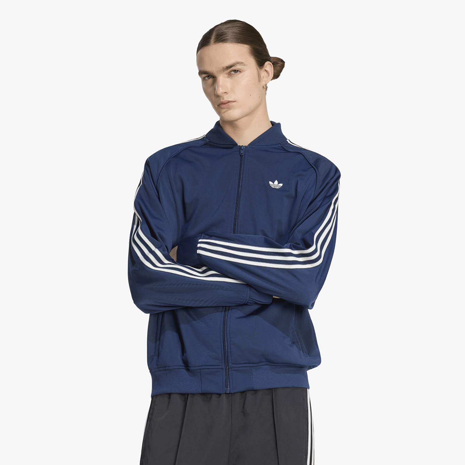 Суитшърт adidas Britcore Tt Night Indigo L