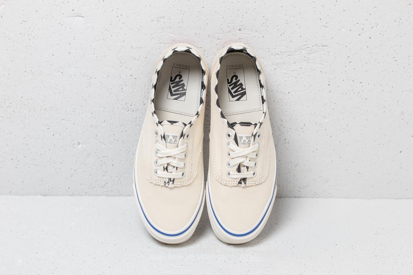 Vans vault og authentic lx inside out store