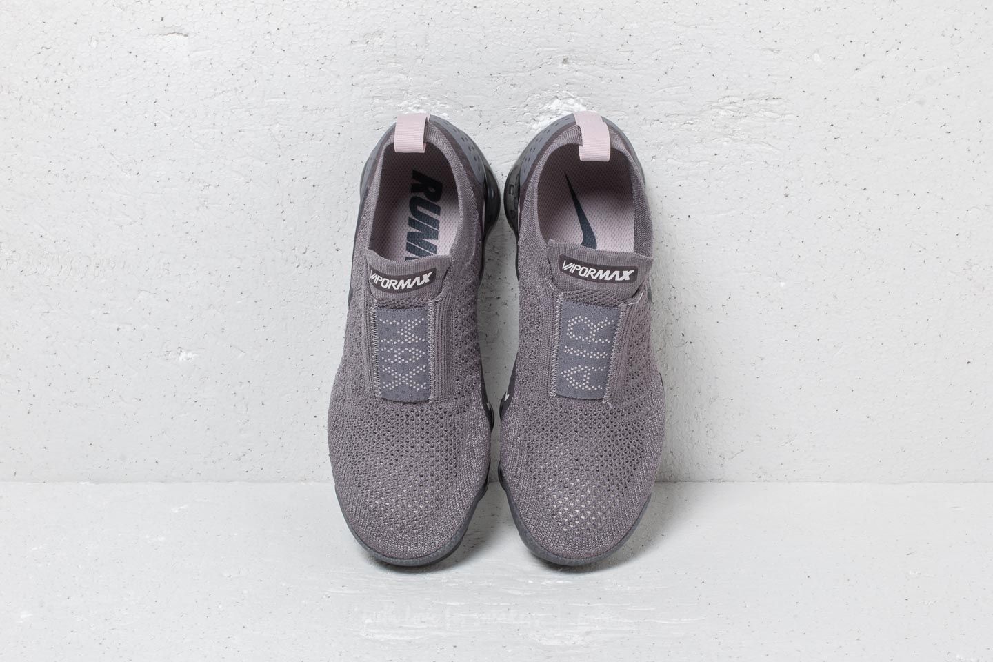 Chaussures et baskets femme Nike Wmns Air Vapormax Flyknit Moc 2