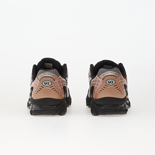 black and rose gold tns