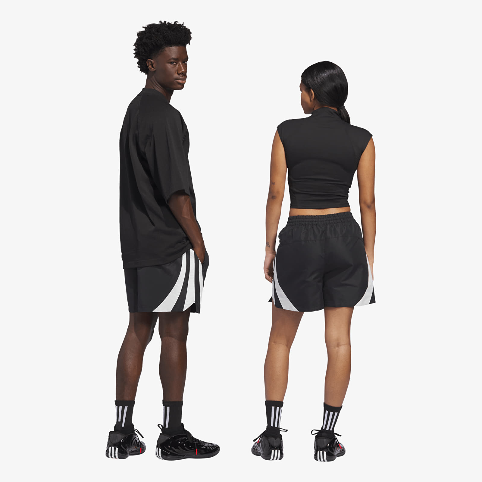 Shorts for menn adidas Woven Short UNIXES Black/ Purrub