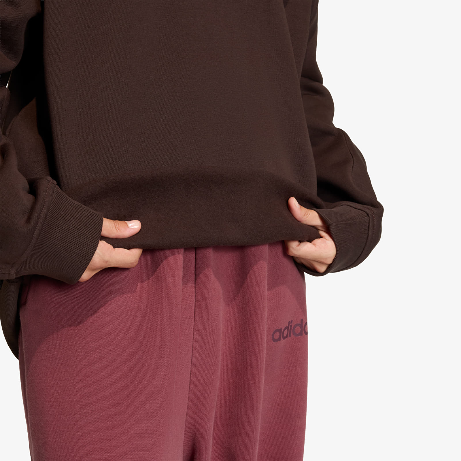 Hettegensere for kvinner adidas Essentials Crew Fleece Oversized Aurora Coffee