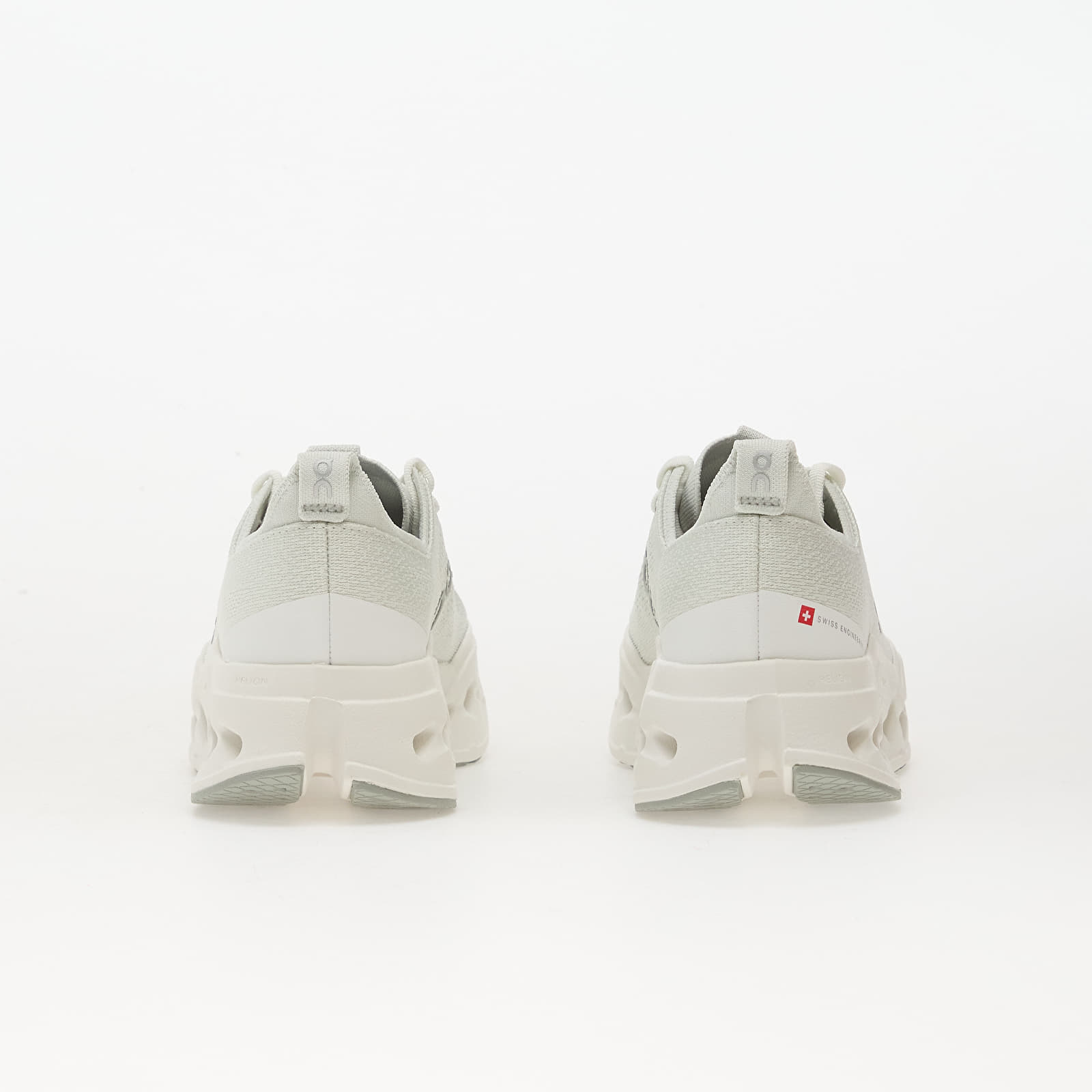 Buty damskie On W Cloudsurfer Max Iceberg/ Ivory