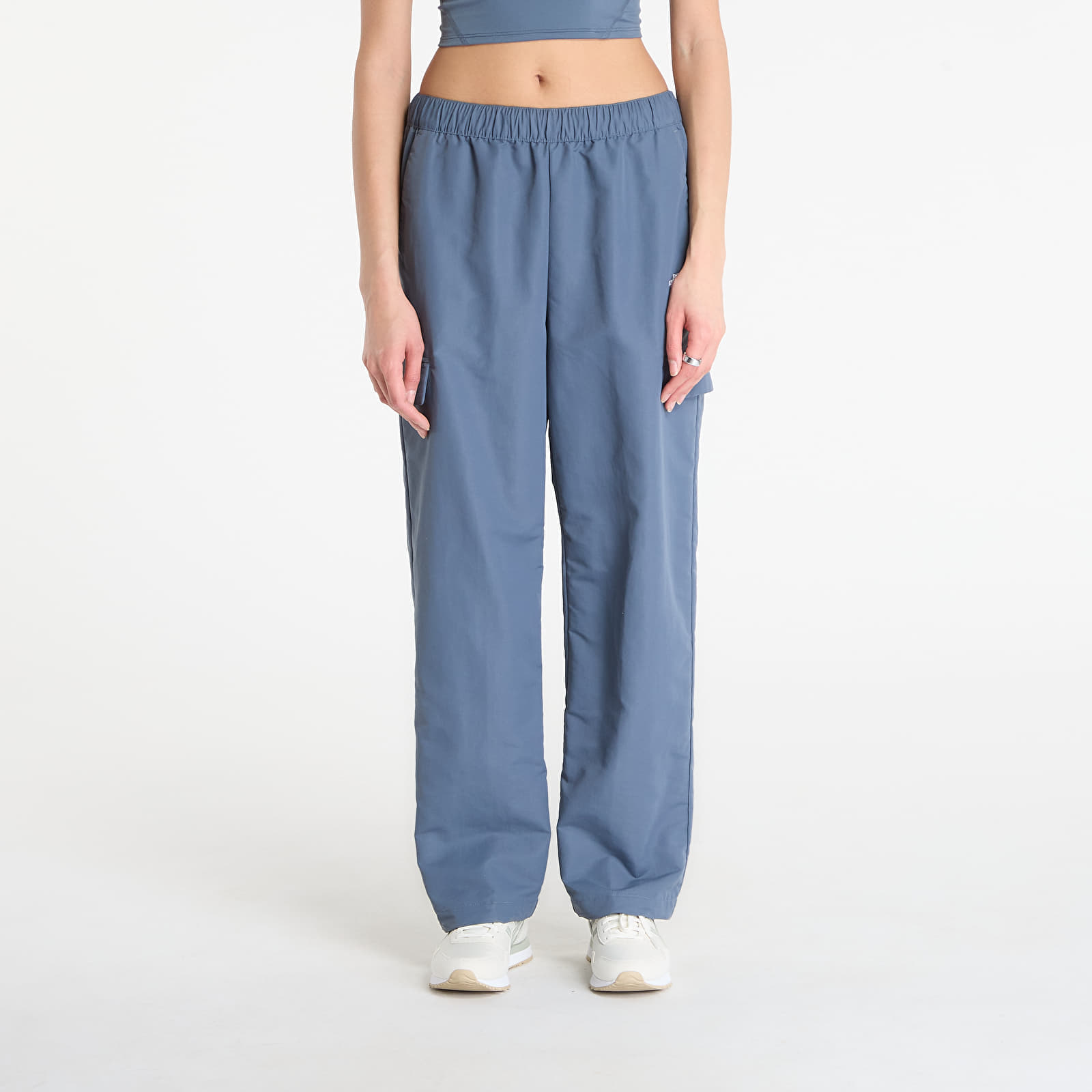 Панталони The North Face TNF Easy Wind Cargo Pant Granite Grey L