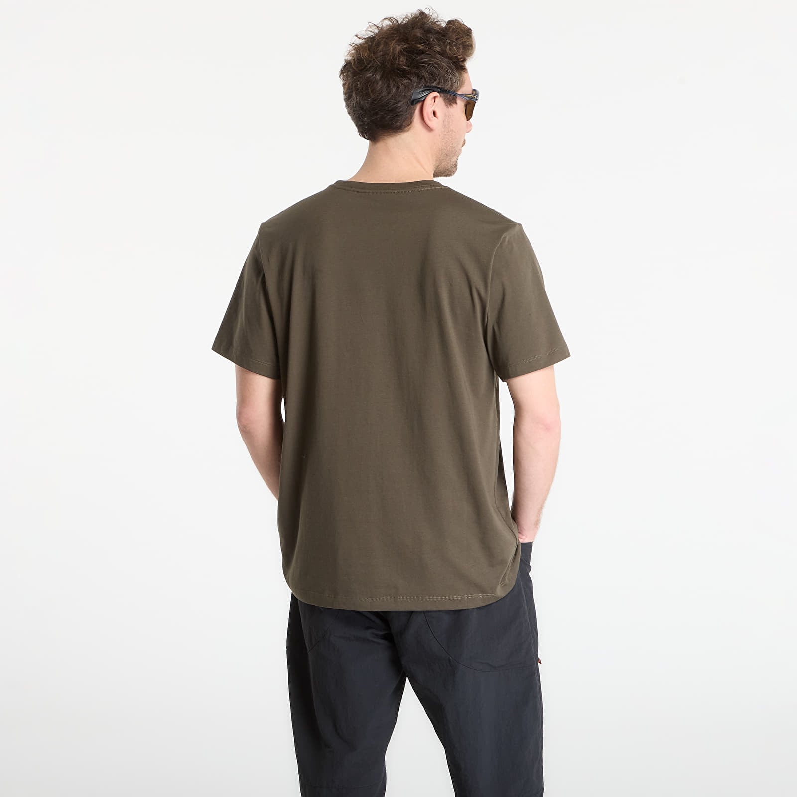 T-shirts för män The North Face Evolution Simple Dome Short Sleeve Tee New Taupe Green