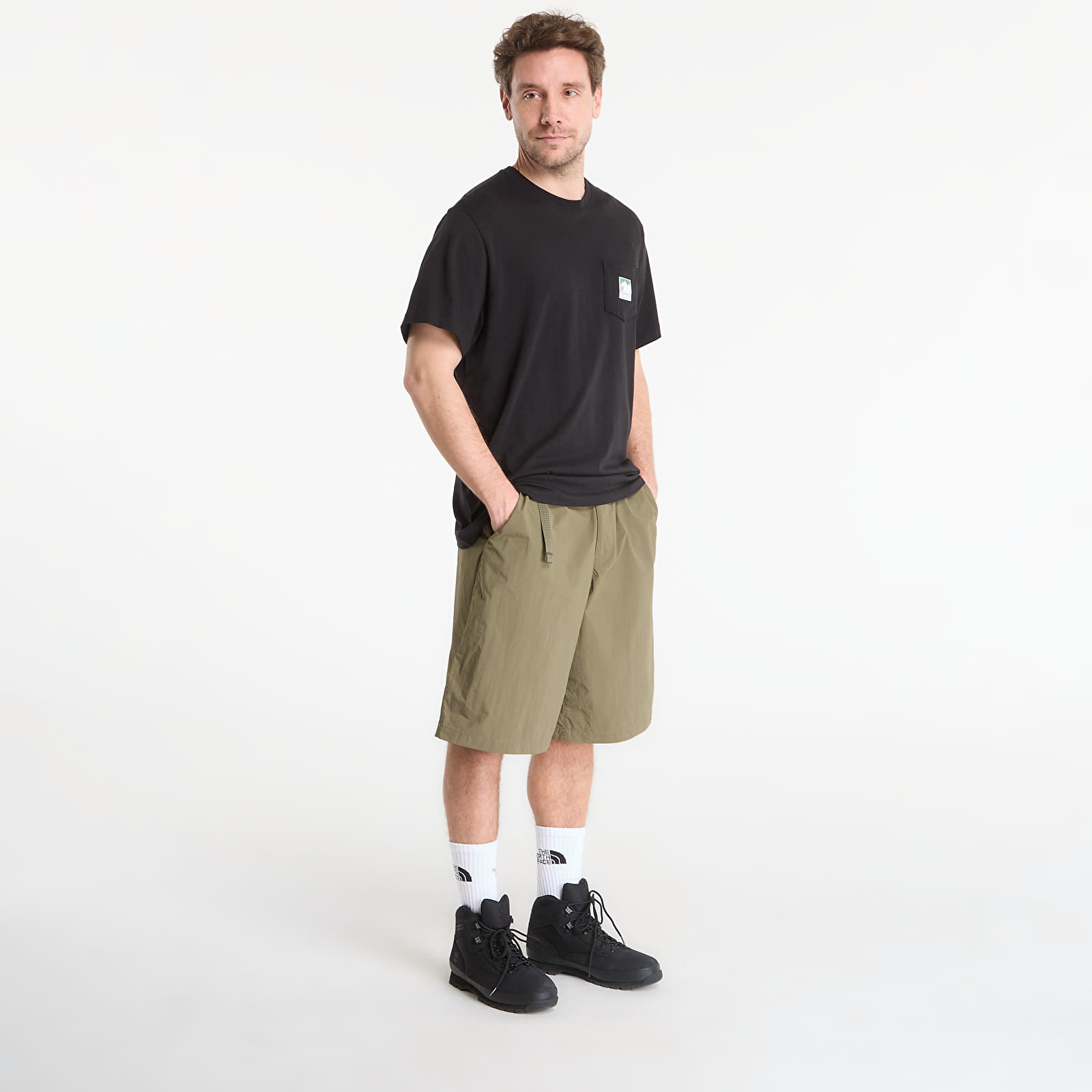 T-skjorter for menn The North Face Mountain Logo Relaxed Short Sleeve Tee-Graphic TNF Black