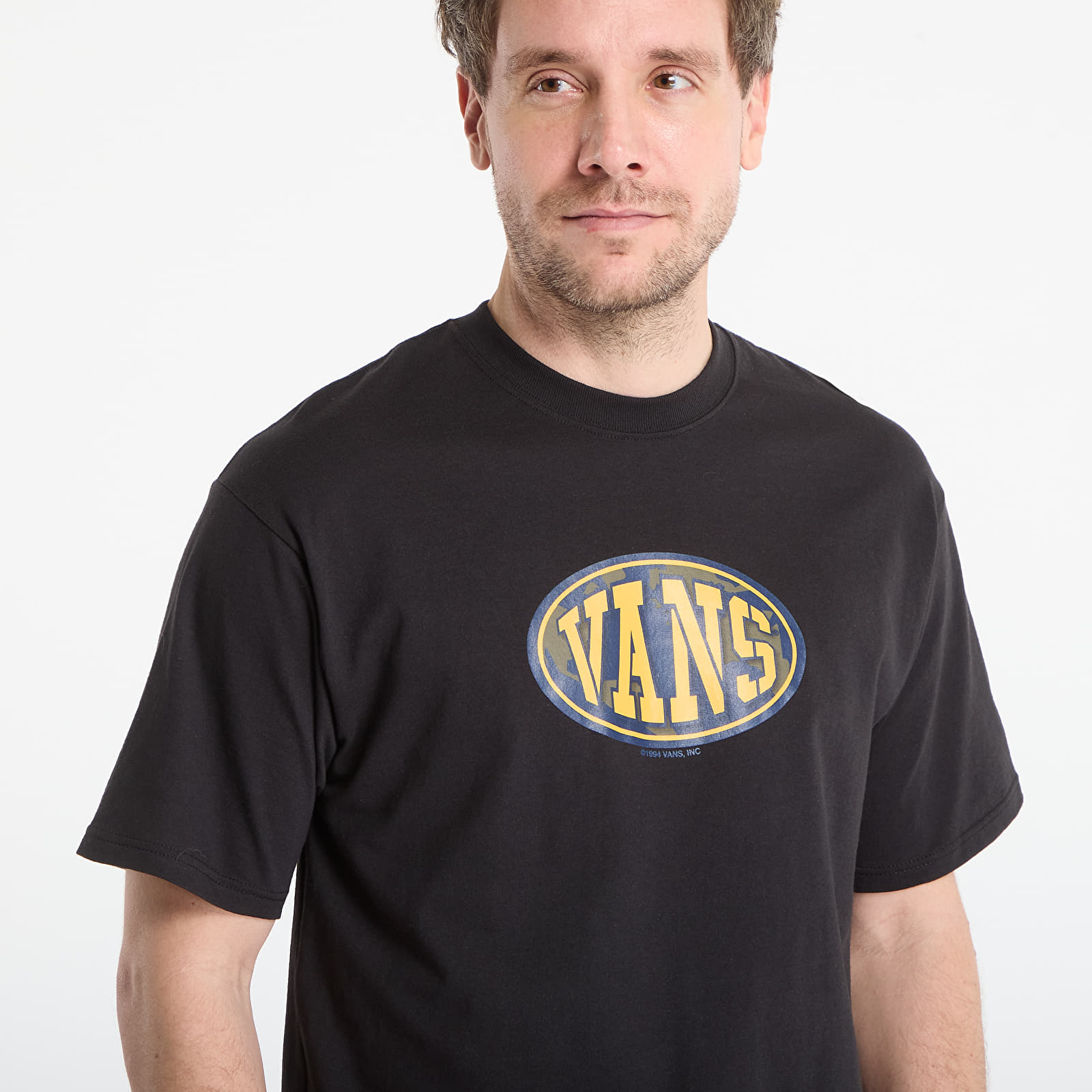 Moške majice  Vans Worldwide94 SS Tee Black