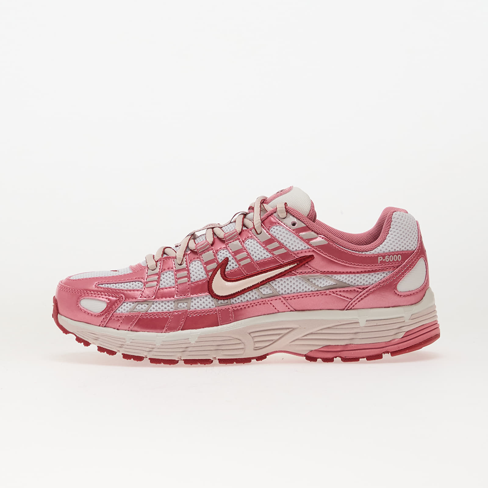 Сникърси Nike W P-6000 Summit White/ Silt Red-Peony-Team Crimson EUR 38
