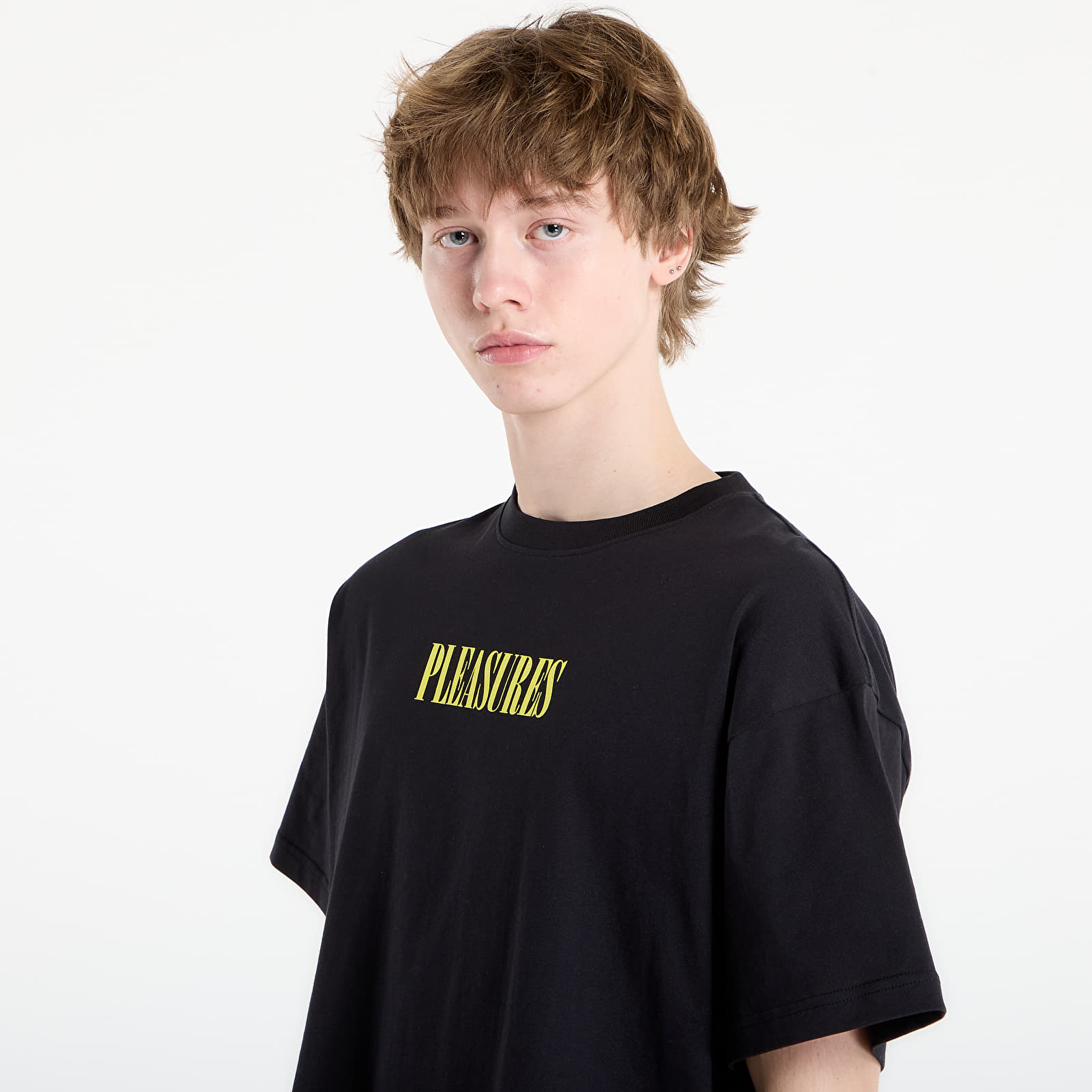 T-shirts PLEASURES Exhibition T-Shirt Black