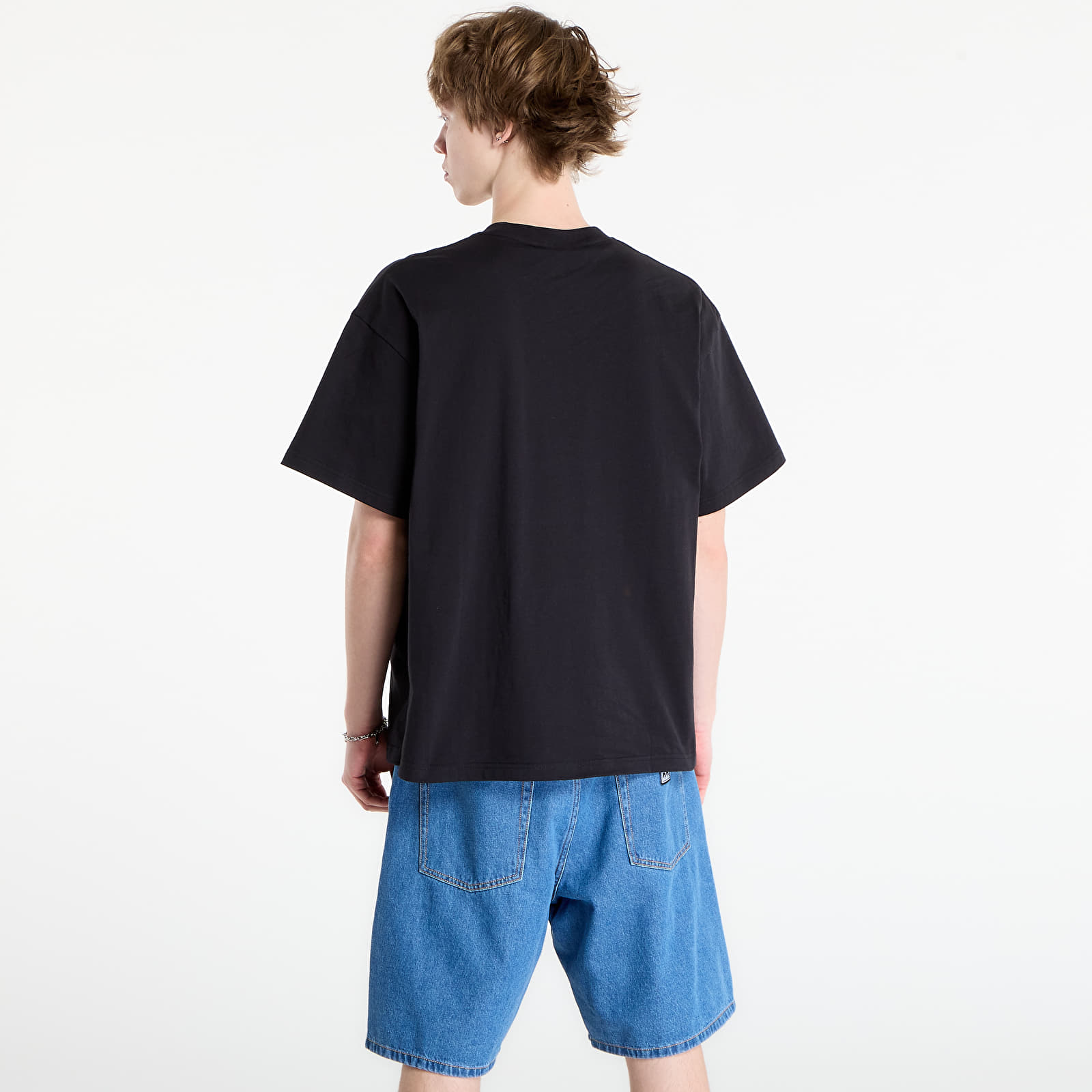 T-skjorter PLEASURES Scrawl T-Shirt Black