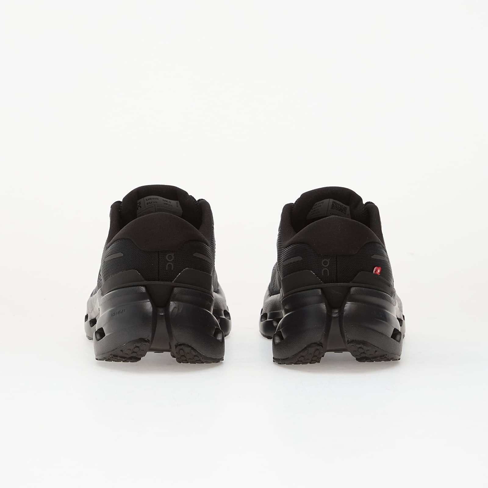 Naisten kengät On W Cloudrunner 3 Black/ Black