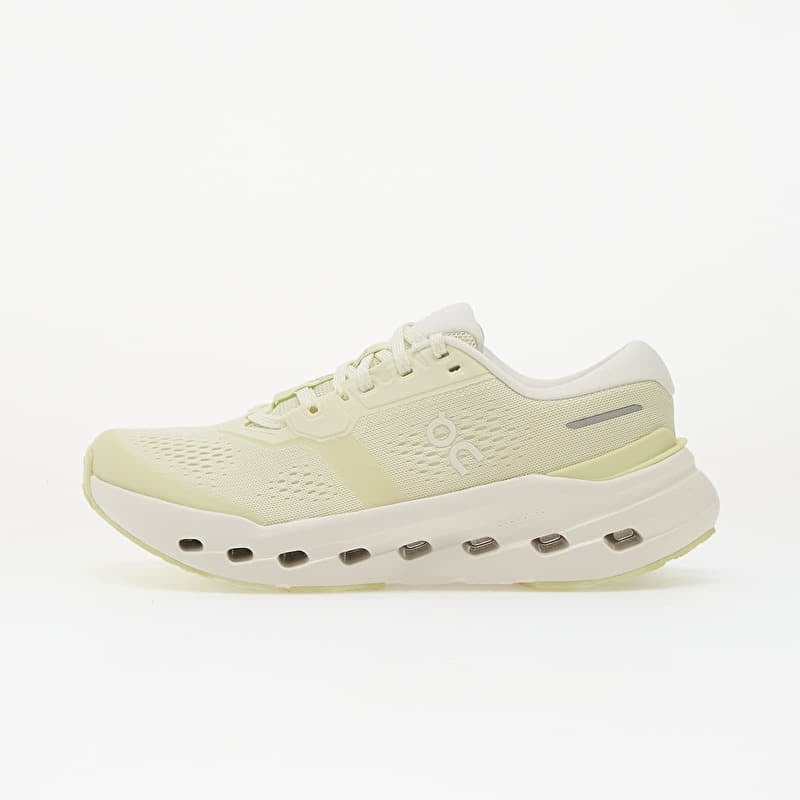 On W Cloudrunner 3 Seedling/ Ivory