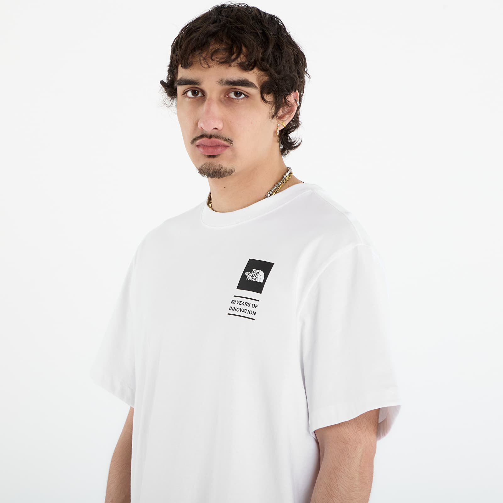 Футболки The North Face TNF Celebration Relaxed Short Sleeve Tee-Graphic TNF White