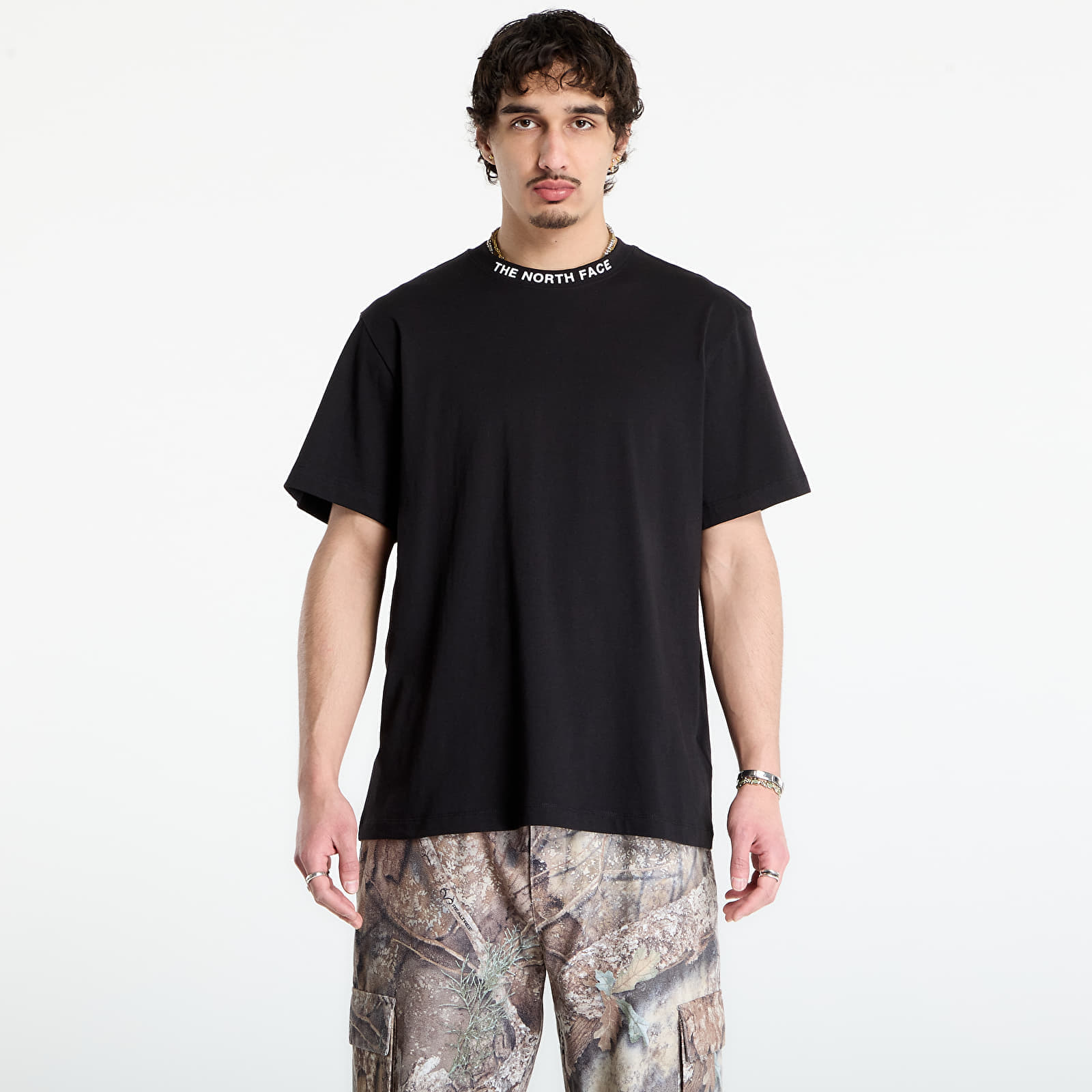 Тениска The North Face Zumu Relaxed Short Sleeve Tee-Graphic TNF Black S