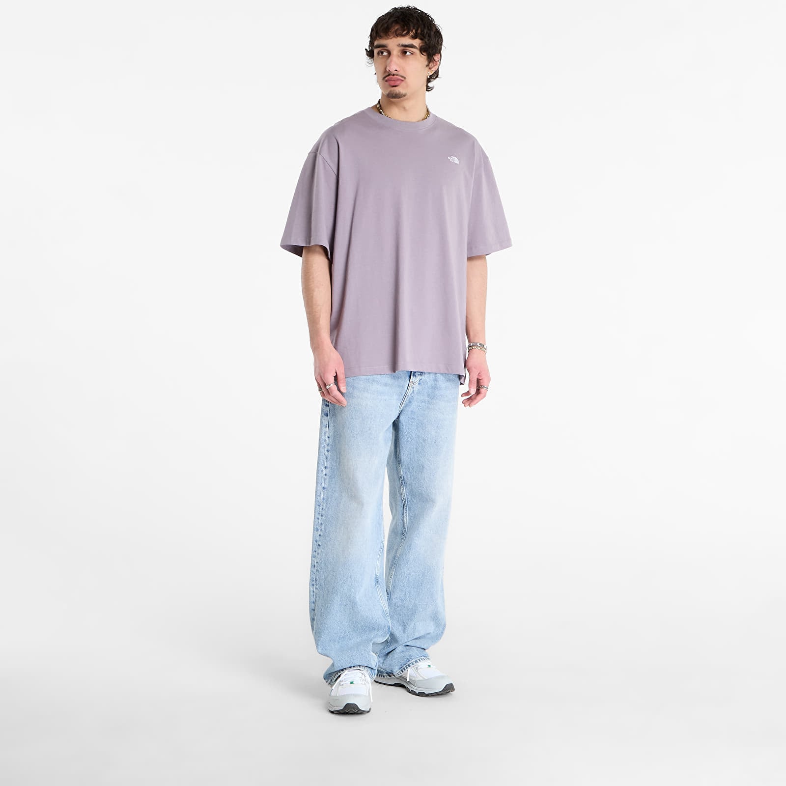 Majice T-shirt The North Face TNF Essential Simple Dome Os Ss Tee Transcendent Grey