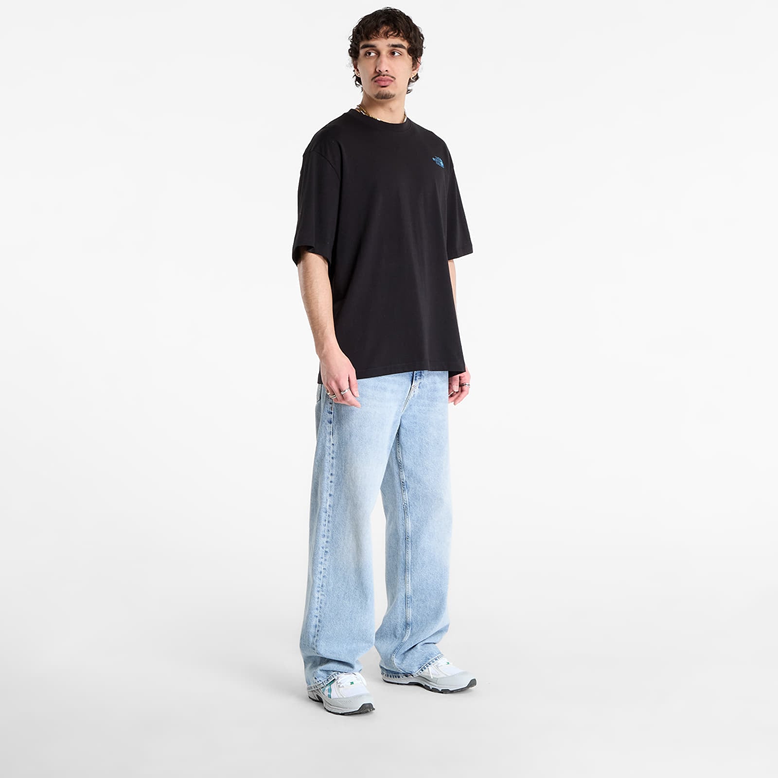 T-paidat The North Face Liquid Box Nse Oversize Short Sleeve Tee-Graphic TNF Black