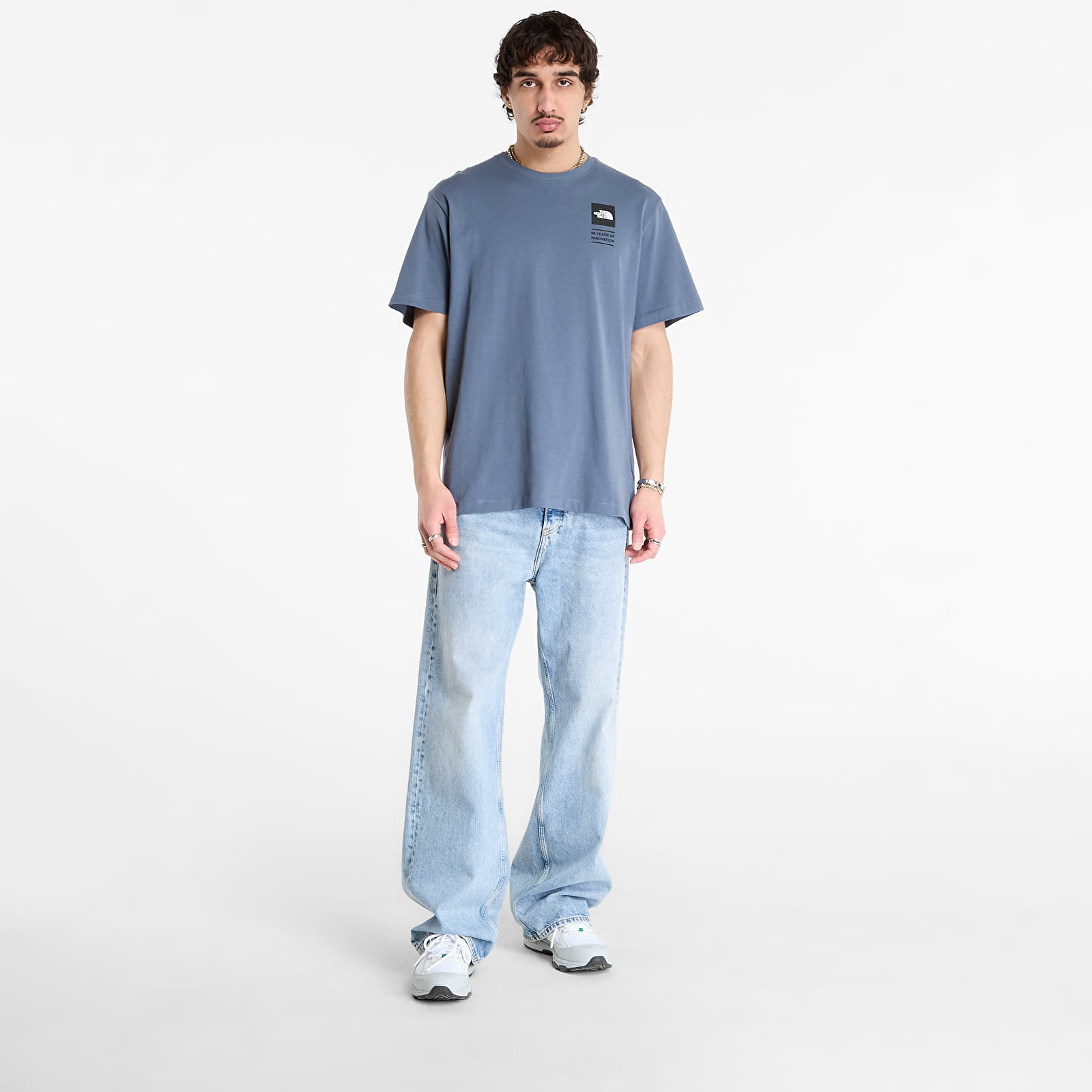 Trička The North Face Icon Celebration Regular Short Sleeve Tee-Graphic Granite Grey