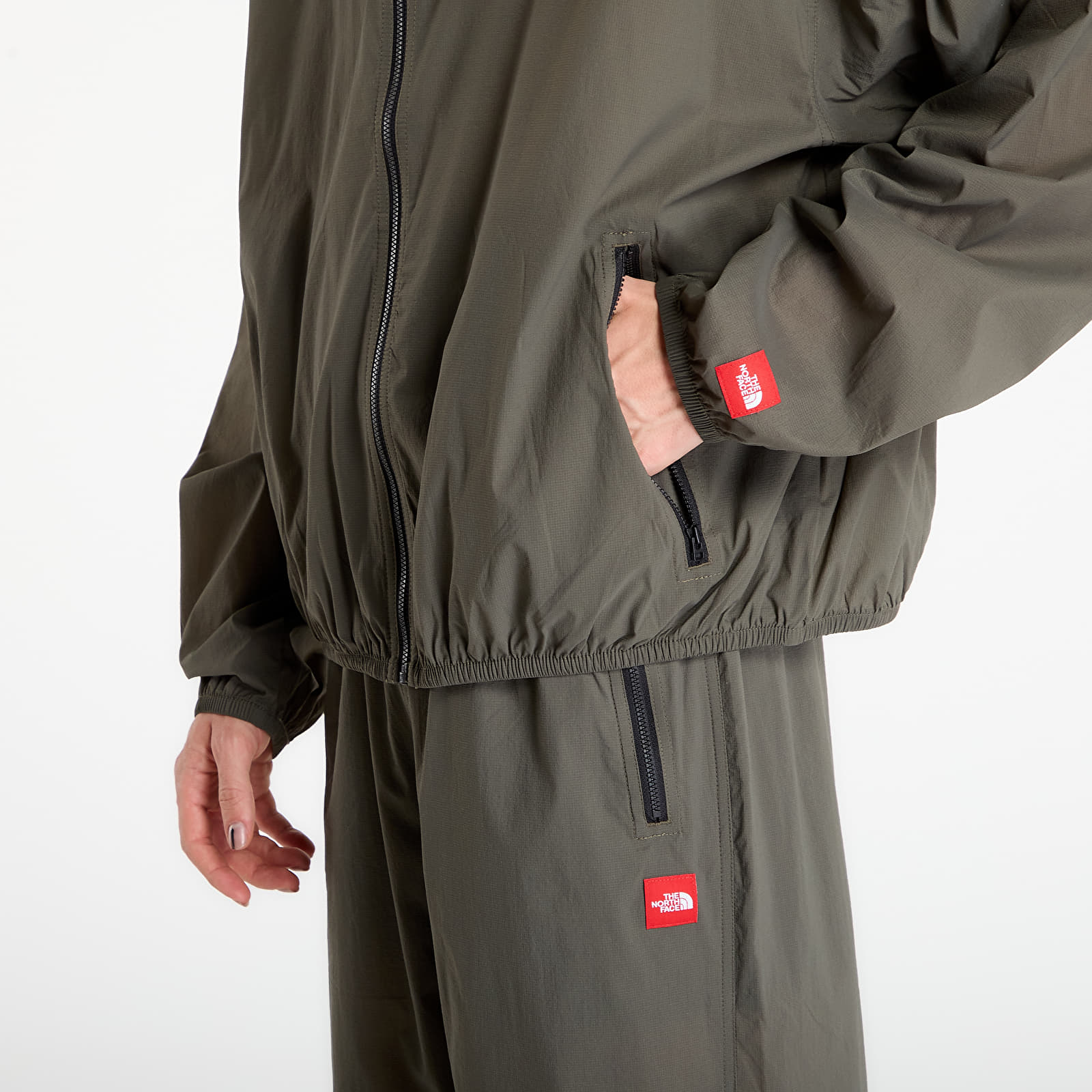 Übergangsjacken The North Face Redbox Packable Hooded Wind Jacket New Taupe Green