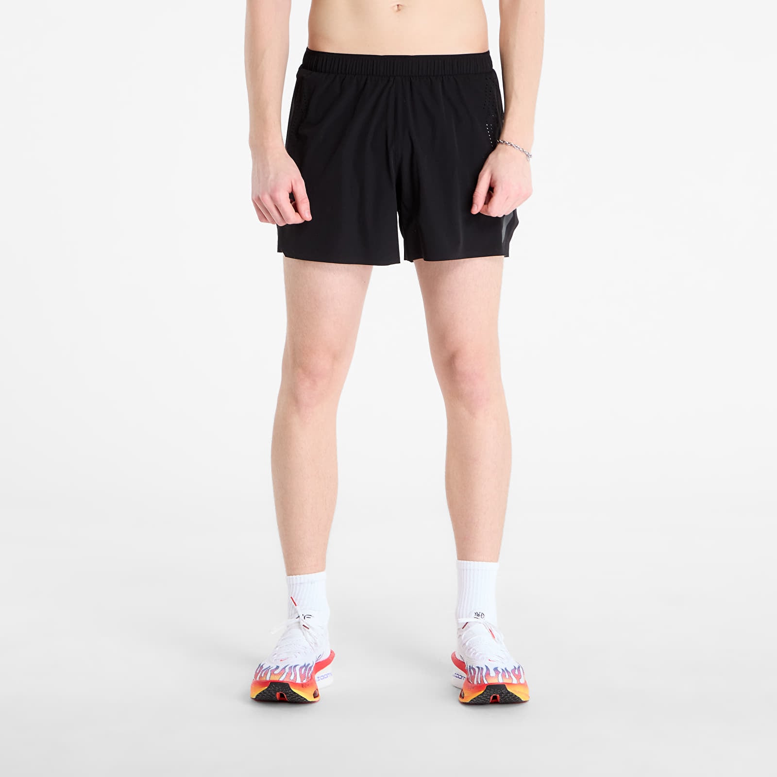 Pantalones cortos SOAR Run Shorts Black