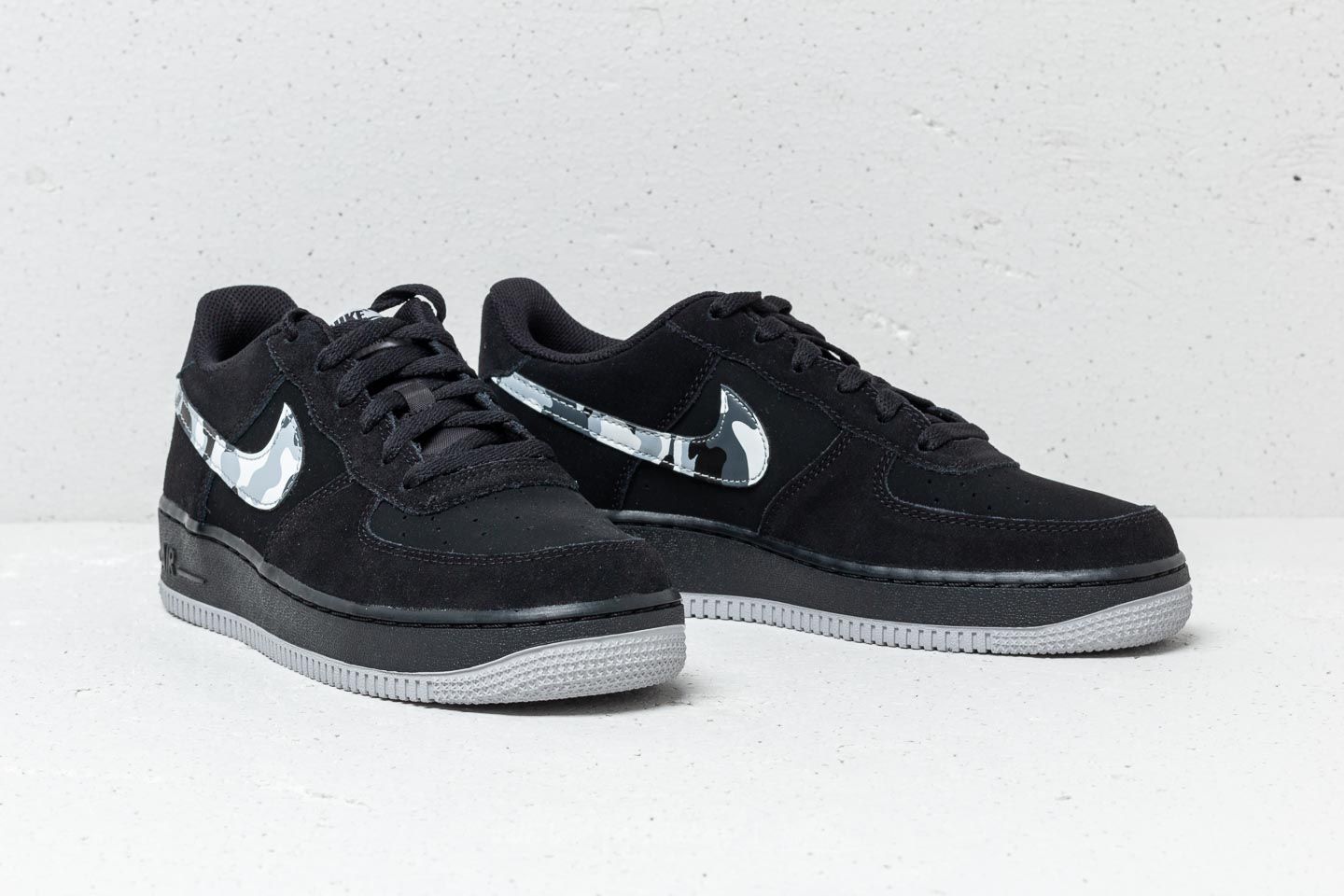 Men s shoes Nike Air Force 1 GS Black Wolf Grey Dark Grey