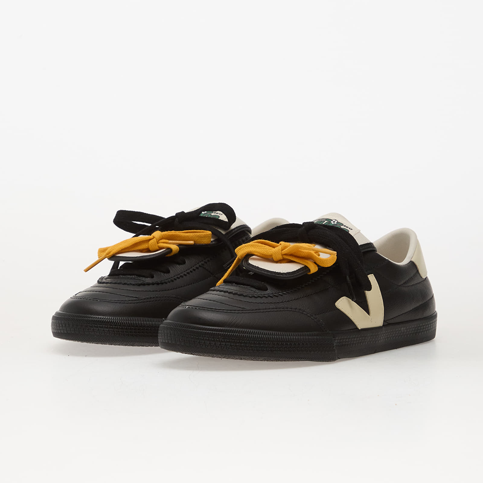 Men's shoes Veja x Magliano Panenka Black (MG0221674B) | Footshop