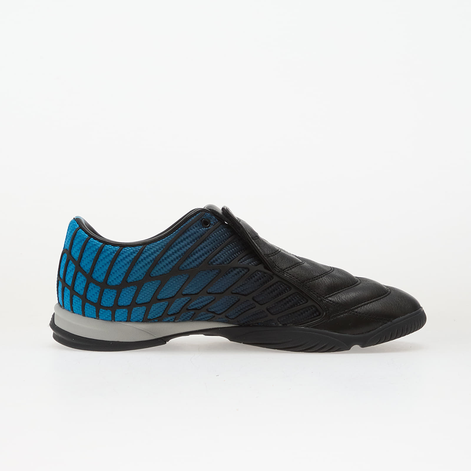 Miesten kengät adidas F50 Sala Core Black/ Sky Rust/ Blurus
