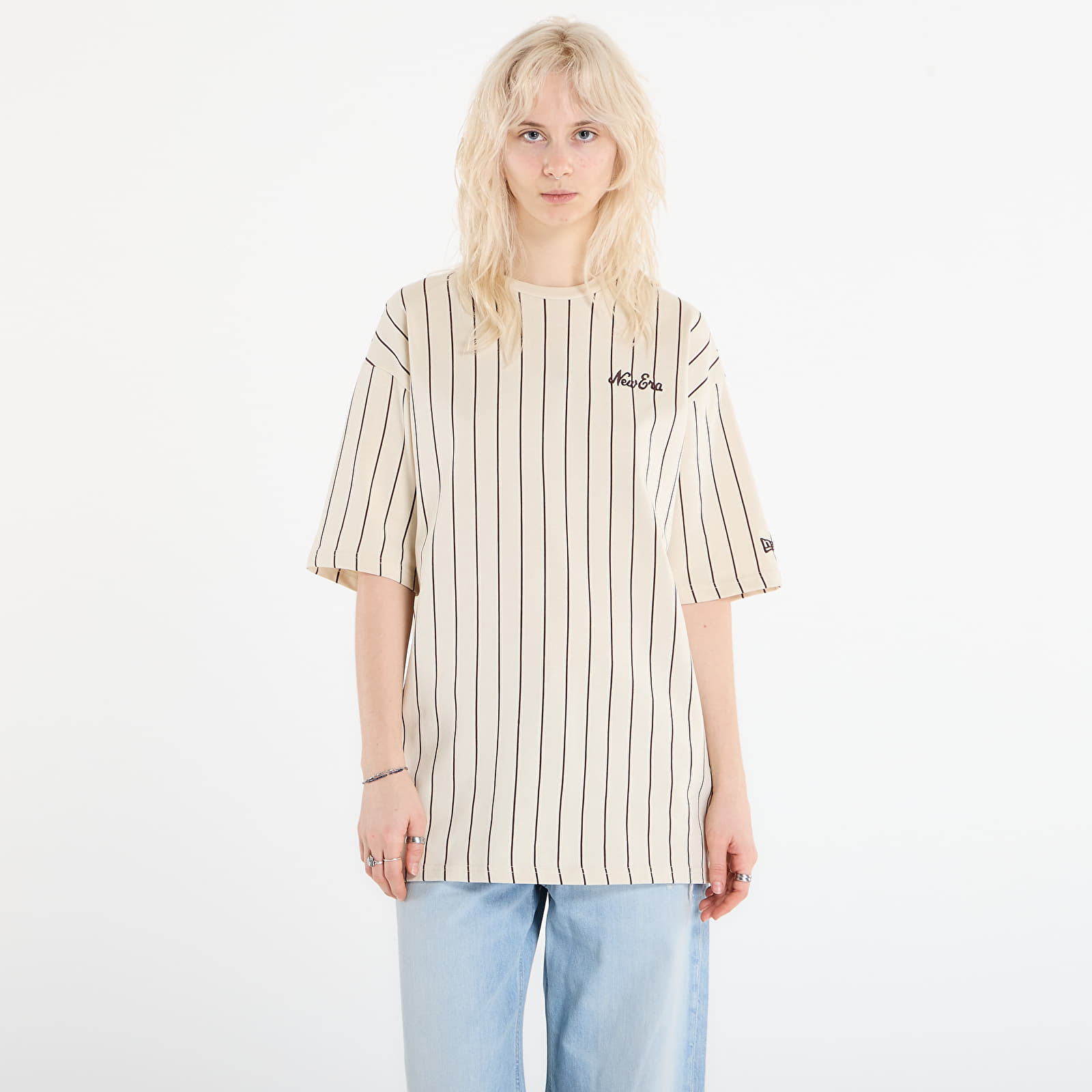Trička New Era Pinstripe Os Tee UNISEX Light Cream