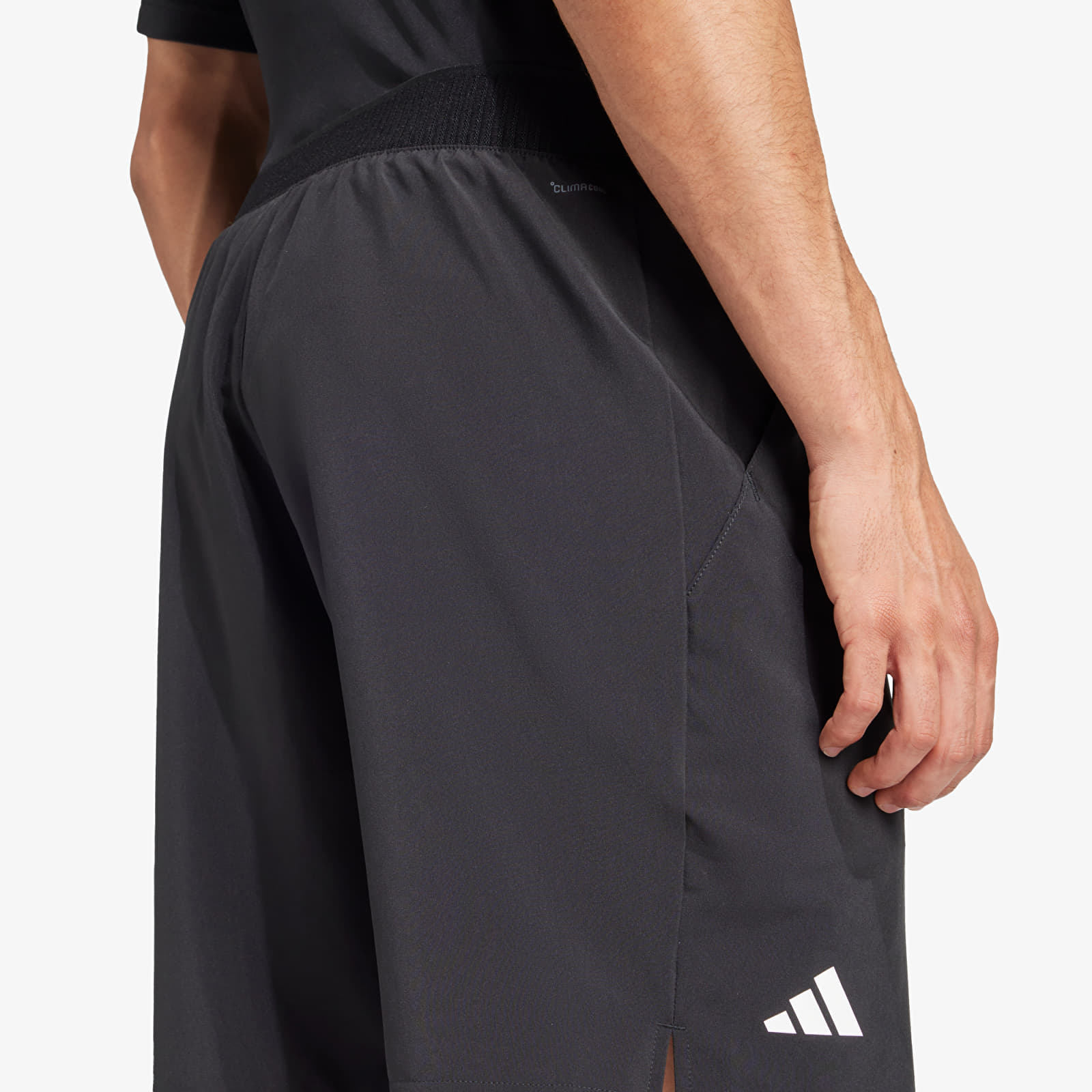 Kurzhosen adidas Club Tennis Climacool Stretch Woven Shorts Black