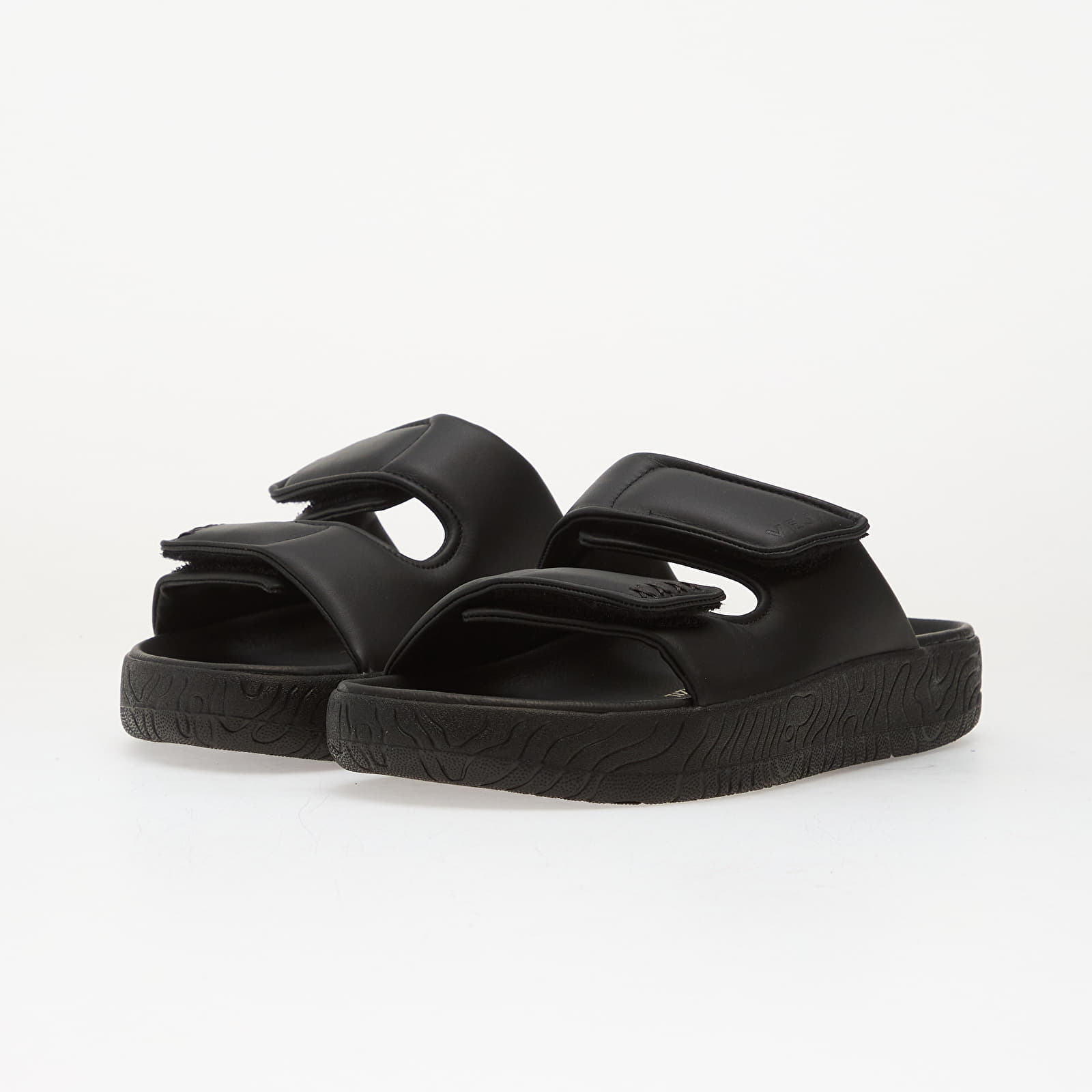 Naisten kengät Veja W Etna Bold Full-Black