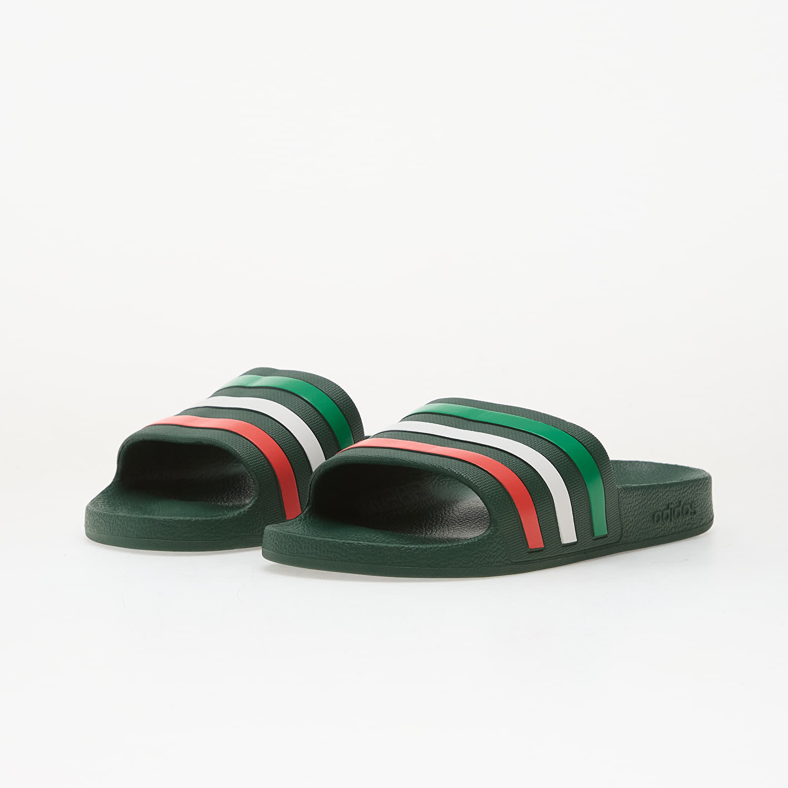 Herren Sneaker und Schuhe adidas Adilette Aqua Slides Team Dark Green/ Ftwr White/ Bright Red