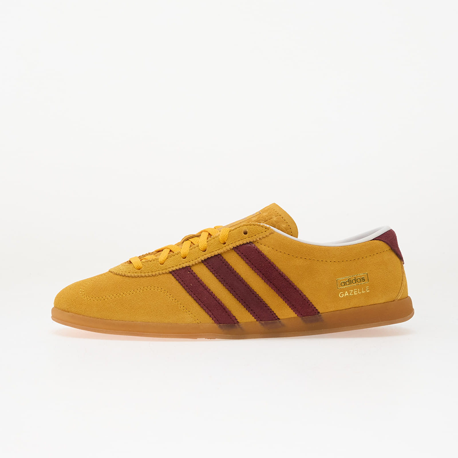 Skor för kvinnor adidas Gazelle Lo Pro W Creme Yellow/ Shadow Red/ Gum