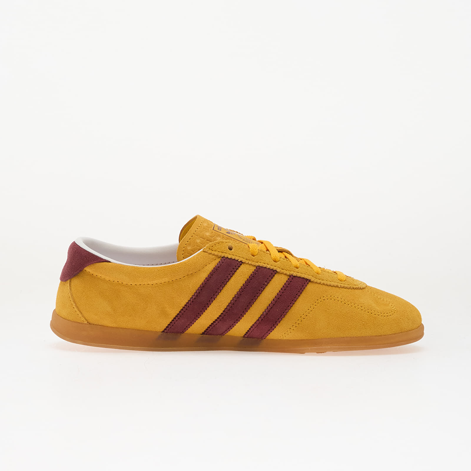 Skor för kvinnor adidas Gazelle Lo Pro W Creme Yellow/ Shadow Red/ Gum