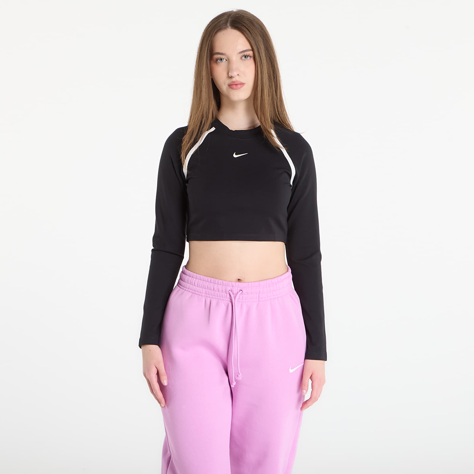 Camisetas de mujer Nike Sportswear Women's Tight Long-Sleeve Cropped Top Black/ Black/ Chalk/ Chalk