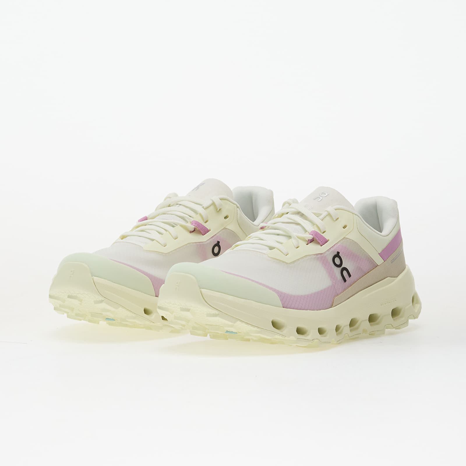 Women's shoes On W Cloudvista 2 Ivory/ Seedling