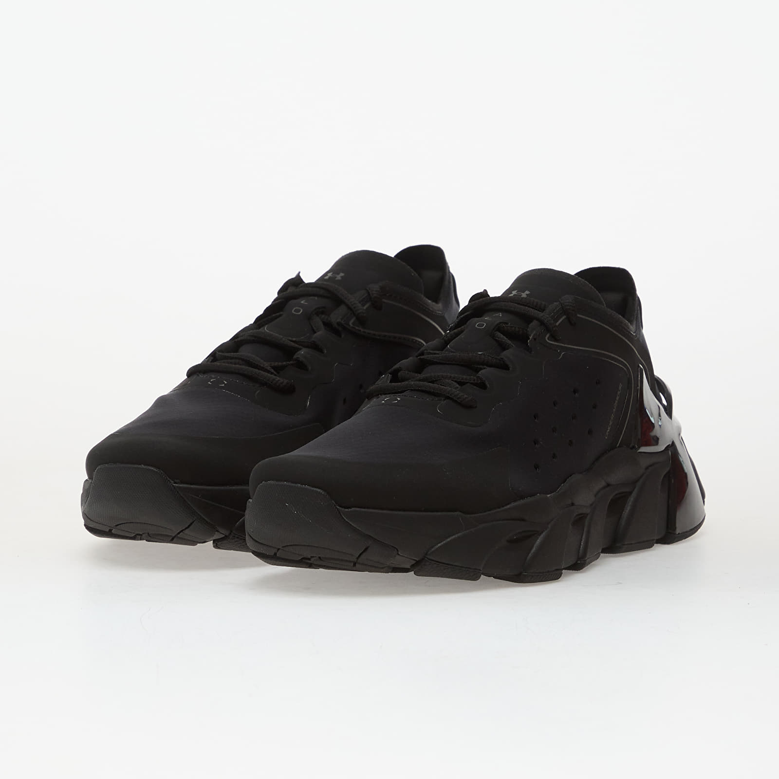 Chaussures et baskets homme Under Armour Halo Trainer Black
