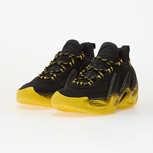 curry black and yellow shoes